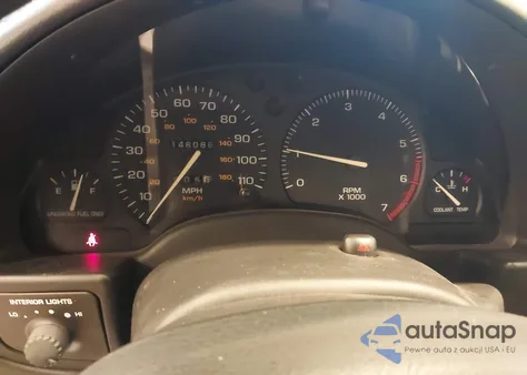 1995 Saturn Sl1 z USA, uszkodzony, nr VIN 1G8ZH5282SZ226047